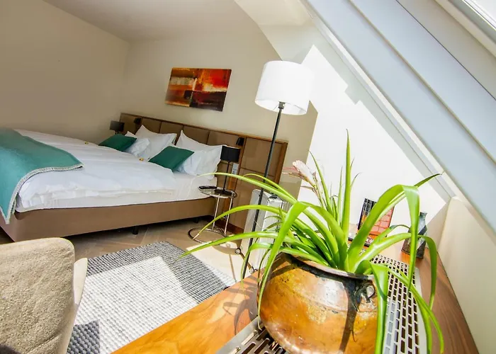 Est Residence Schoenbrunn Vienna - s